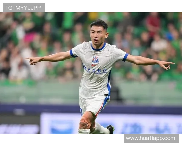 国外博主热议16岁邝兆镭崛起之路中国足球未来不可小觑