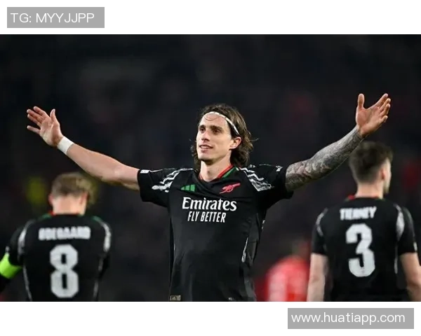 英超官方调查卡拉菲奥里在最佳左后卫中名次如何引发热议