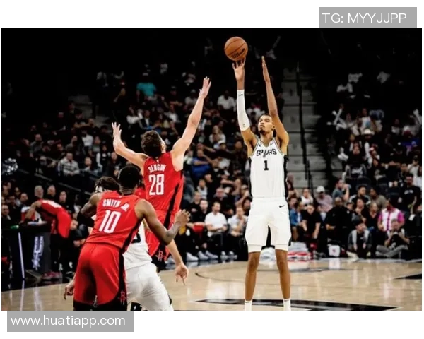 文班亚马半场高效表现仅用16分钟砍下22分7篮板3助攻引发热议